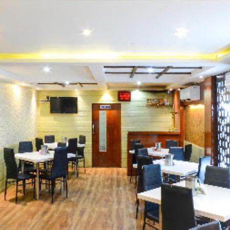 Hotel Venus Inn Bhubaneshwar Μπουμπάνεσβαρ Εξωτερικό φωτογραφία