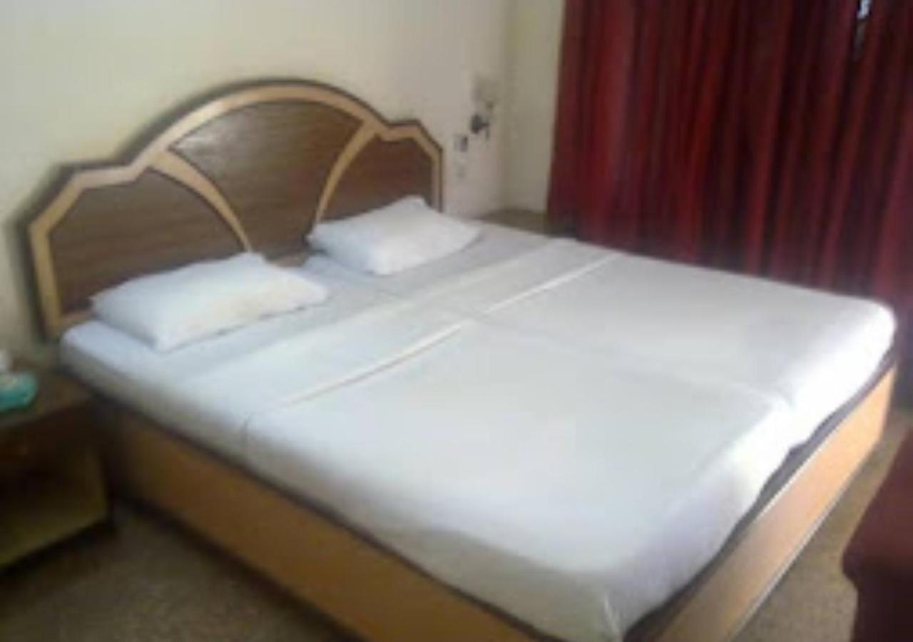 Hotel Venus Inn Bhubaneshwar Μπουμπάνεσβαρ Εξωτερικό φωτογραφία